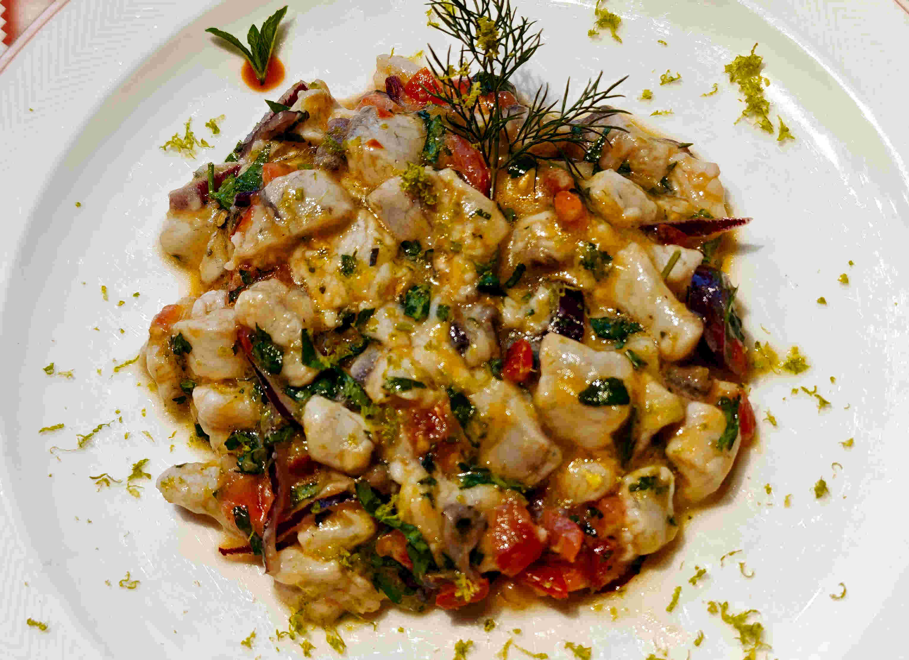© Seeadler Frischer Hornhecht für Gourmets, so kann ein Feinschmeckergericht mit Hornhecht aussehen